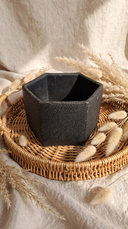 CEMENT POT 41