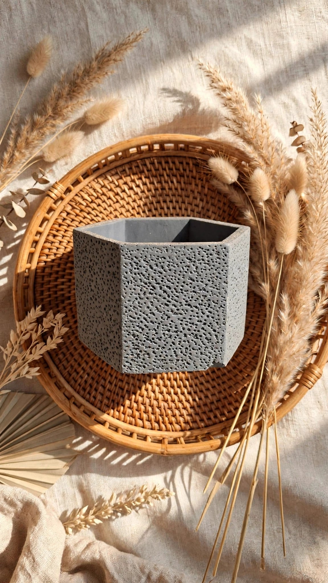 CEMENT POT 42
