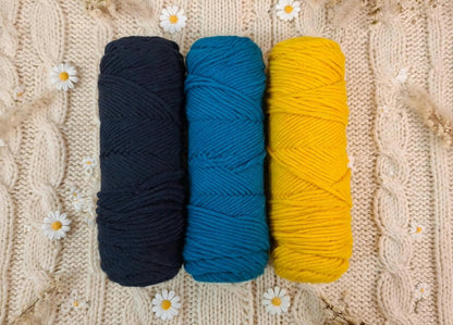 ACRYLIC YARN