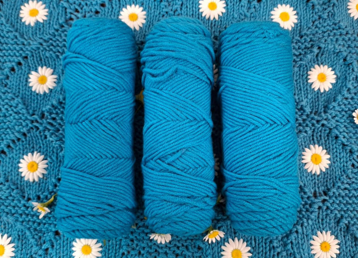ACRYLIC YARN