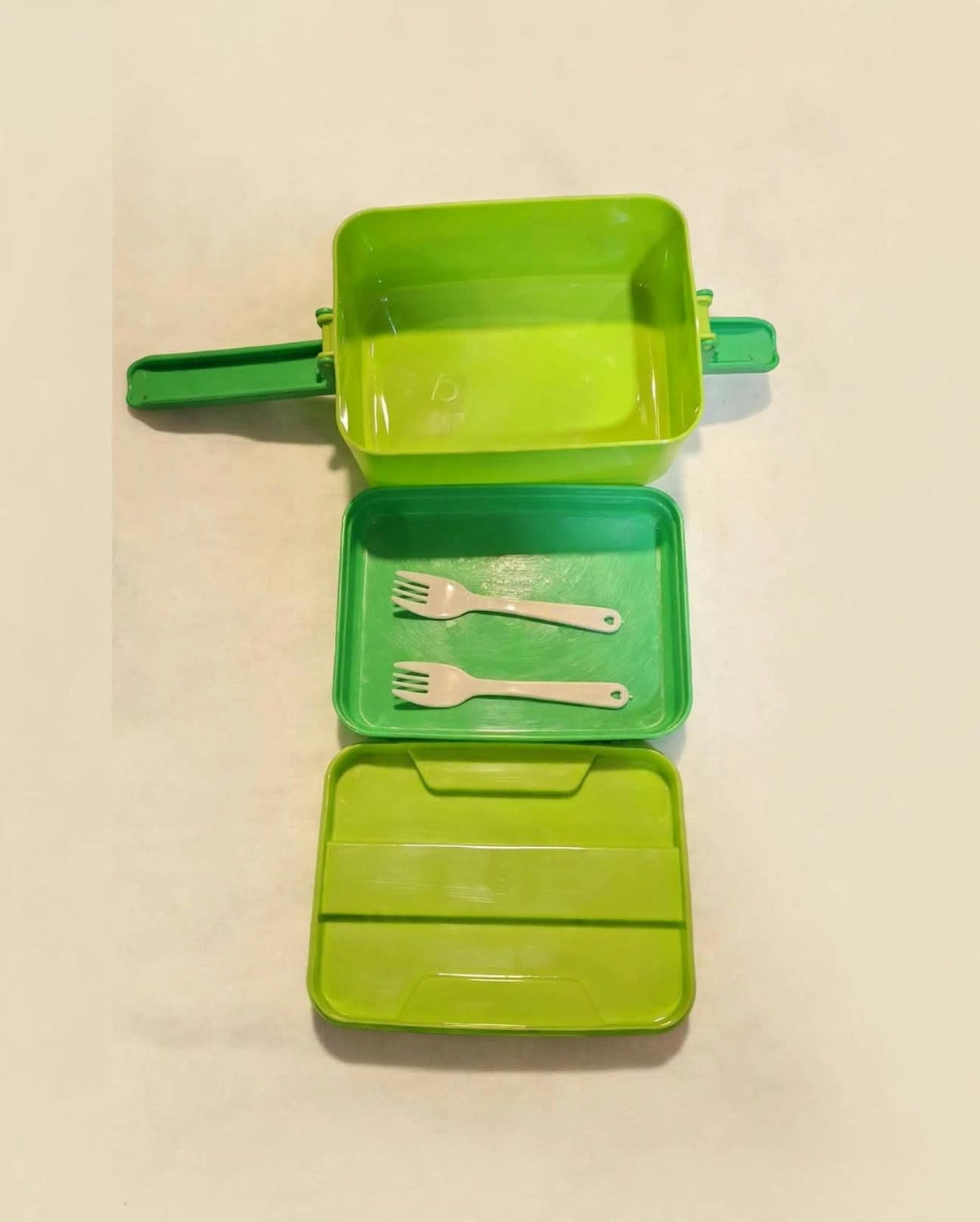 LUNCH BOX 8232